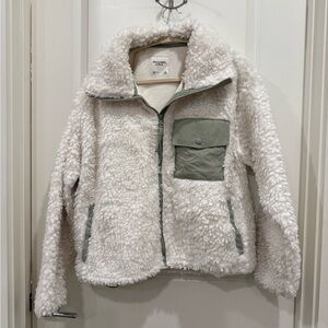 Abercrombie & Fitch Cream Sherpa Jacket with Gray Trim